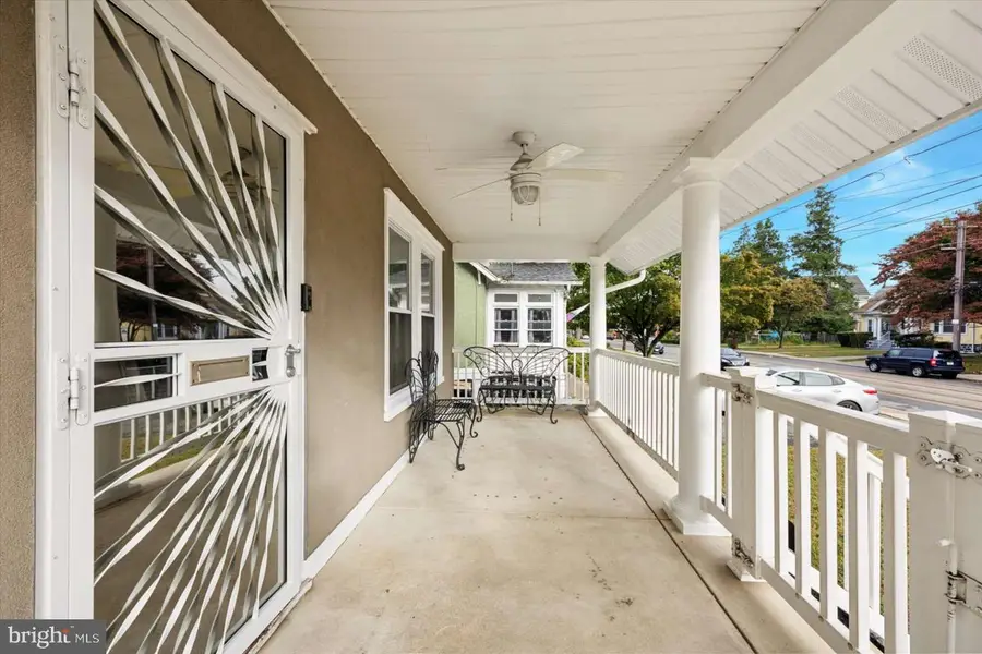 24 S Woodlawn Ave, Aldan, PA 19018 - Image #3