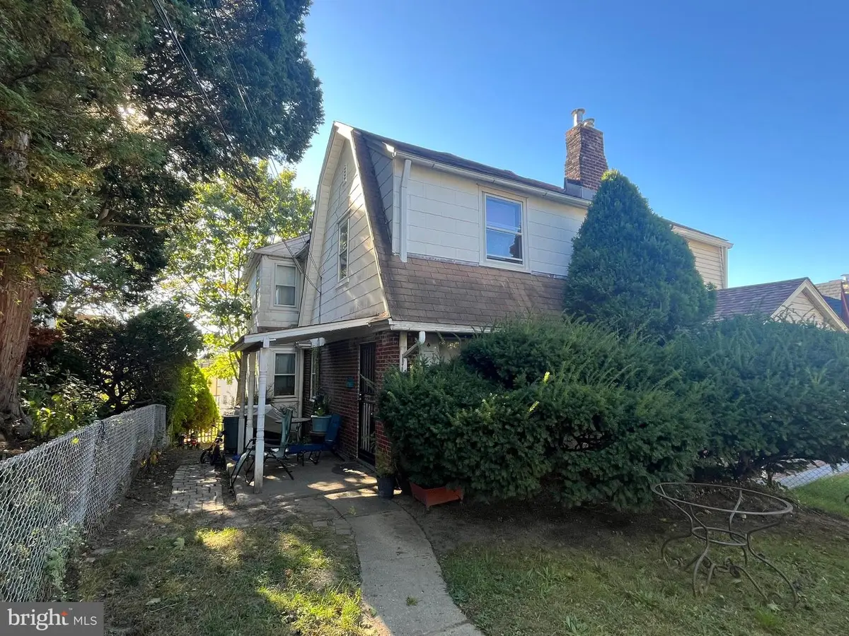 623 Wynnewood Rd, Ardmore, PA 19003 - Image #1