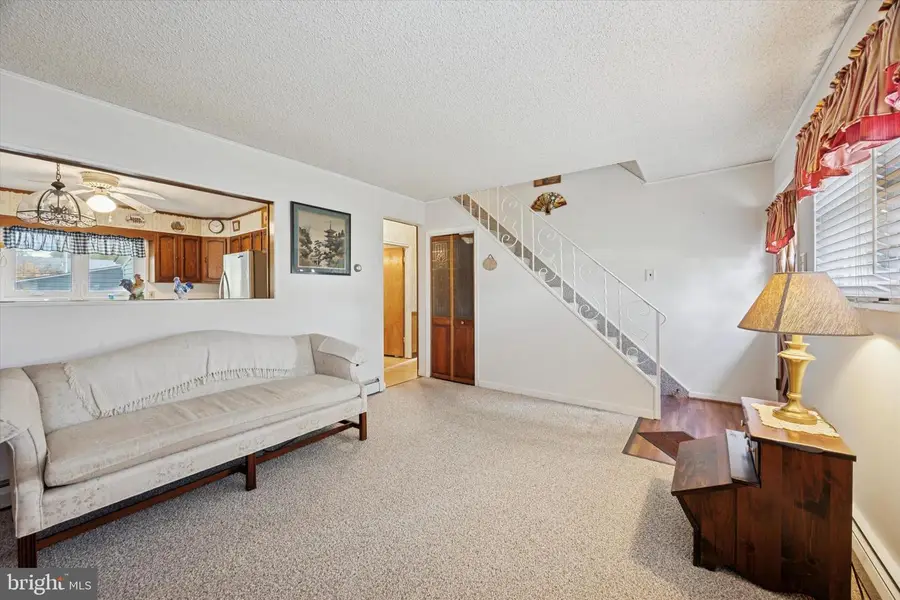 2815 Quaint St, Secane, PA 19018 - Image #3