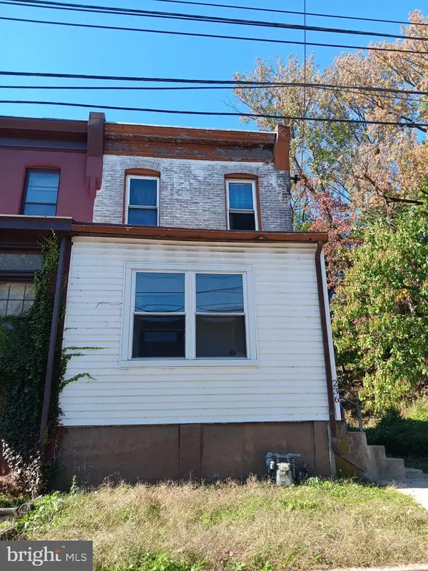236 Mill St, DARBY, PA 19023