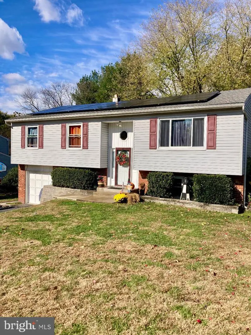 33 Mulberry St, Upper Chichester, PA 19061 - Image #2