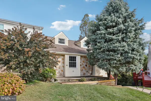 917 Saint Joseph Dr, UPPER DARBY, PA 19082