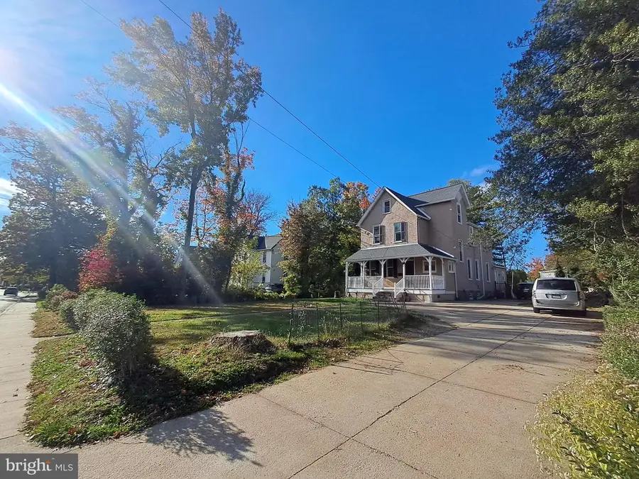 108 S Clifton Ave, Aldan, PA 19018 - Image #2