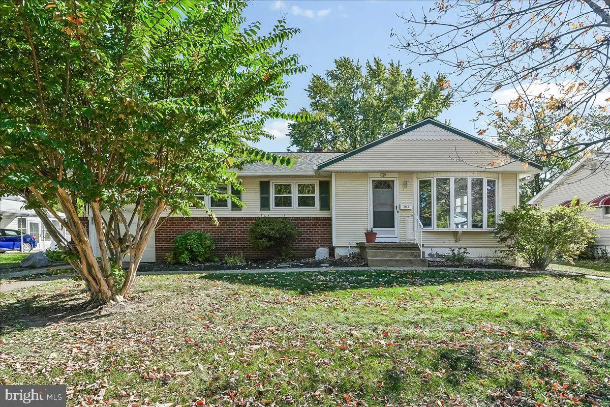 3754 Susan Ln, Brookhaven, PA 19015 - Image #1