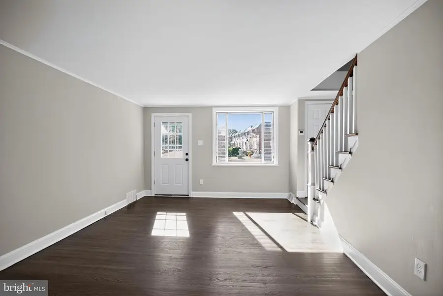 5232 Gramercy Dr, Clifton Heights, PA 19018 - Image #3