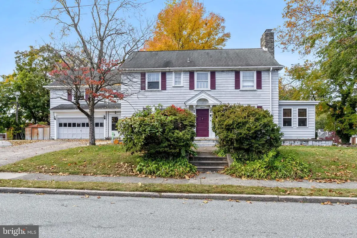 18 W Grays Ave, Glenolden, PA 19036 - Image #1