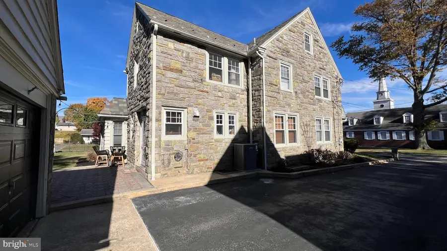 760 Foss Ave, Drexel Hill, PA 19026 - Image #2