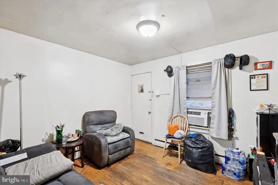 331 N 10th St, Darby, PA 19023 - Image #3