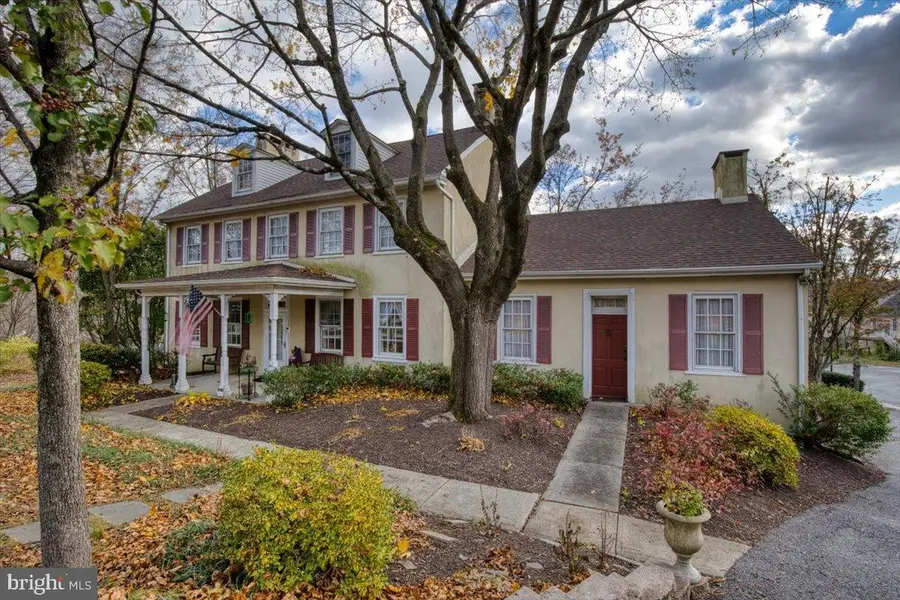 125 Joe Delgrosso Dr, Garnet Valley, PA 19060 - Image #2