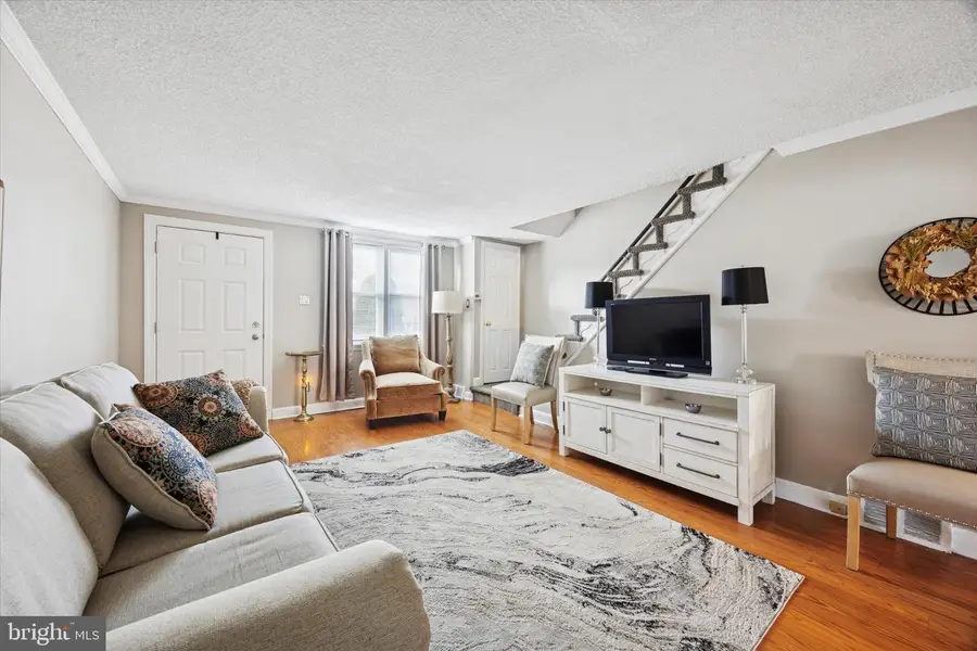 245 Gramercy Dr, Clifton Heights, PA 19018 - Image #3