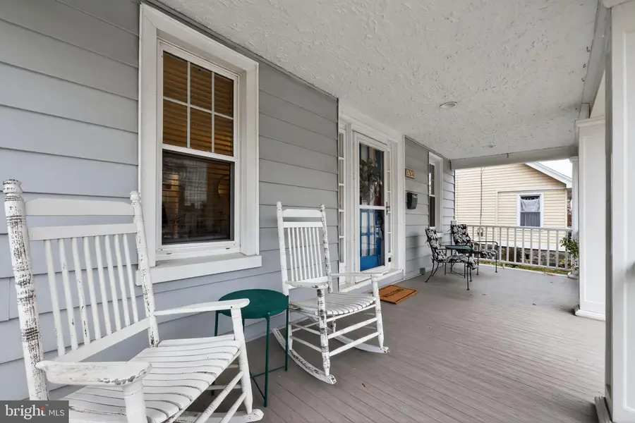 128 Campbell Ave, Havertown, PA 19083 - Image #3