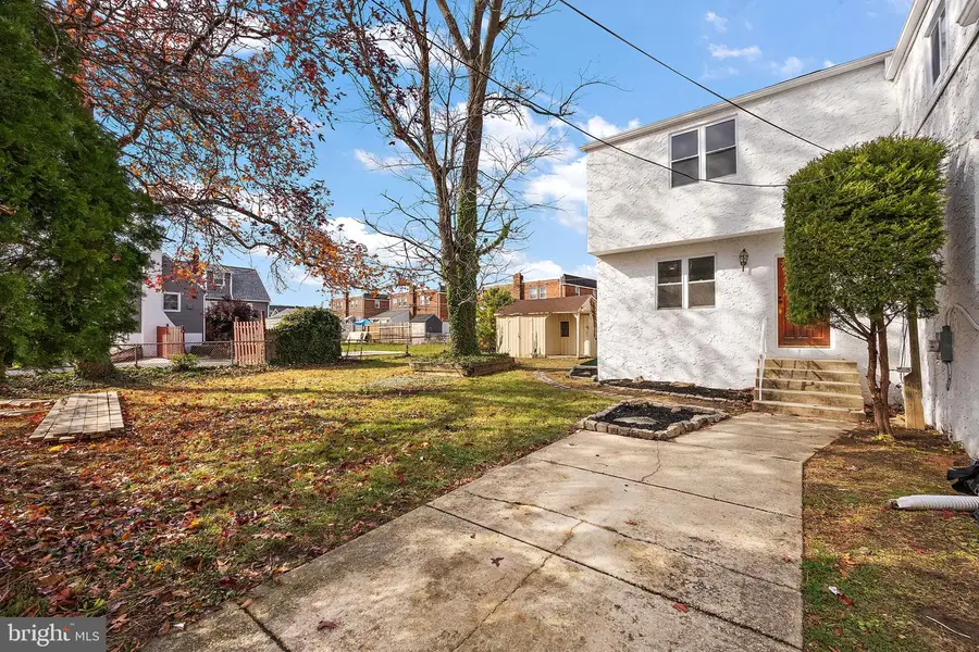 425 Broomall St, Folsom, PA 19033 - Image #2