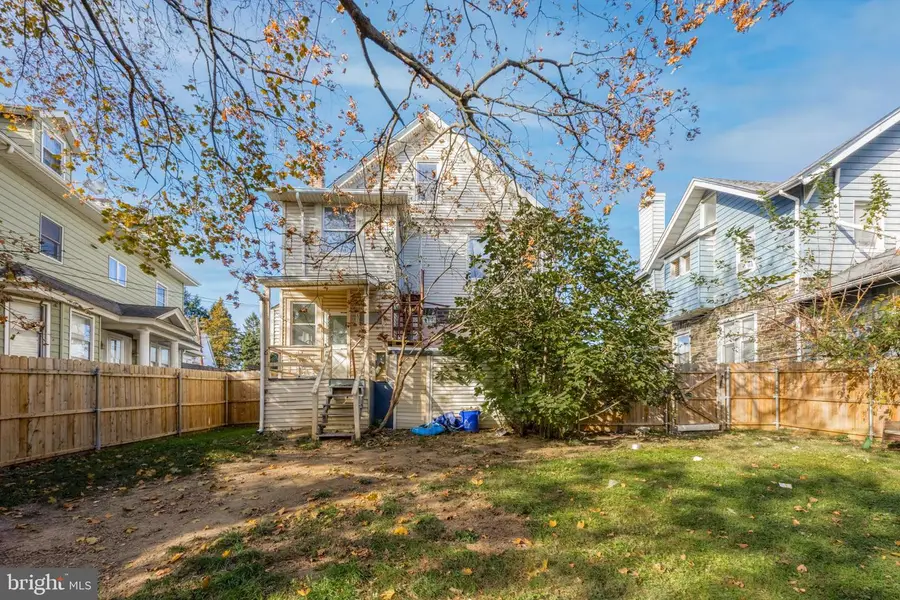 11 S Cedar Ln, Upper Darby, PA 19082 - Image #3