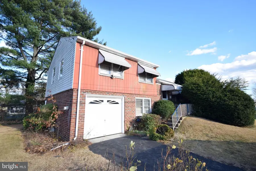 737 3rd Ave, Prospect Park, PA 19076 - Image #2