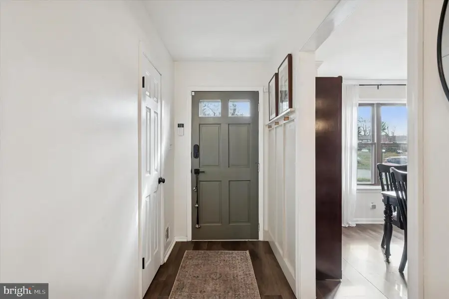 47 Bishop Dr, Aston, PA 19014 - Image #3