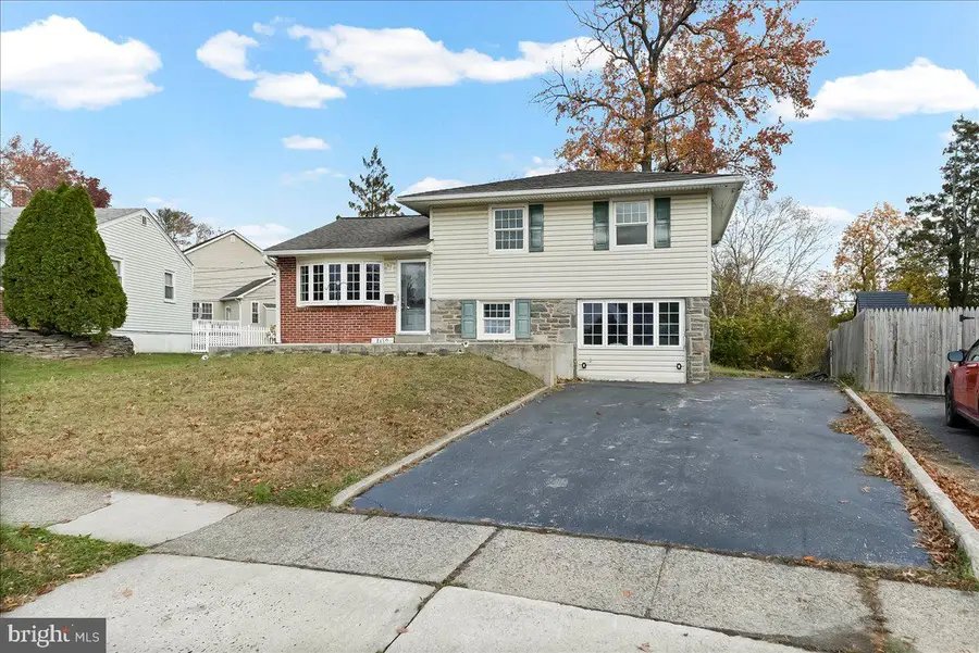 1114 Wynnbrook Rd, Secane, PA 19018 - Image #2