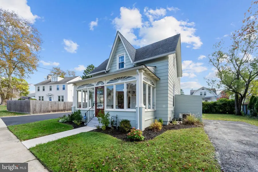 3810 Huey Ave, Drexel Hill, PA 19026 - Image #2