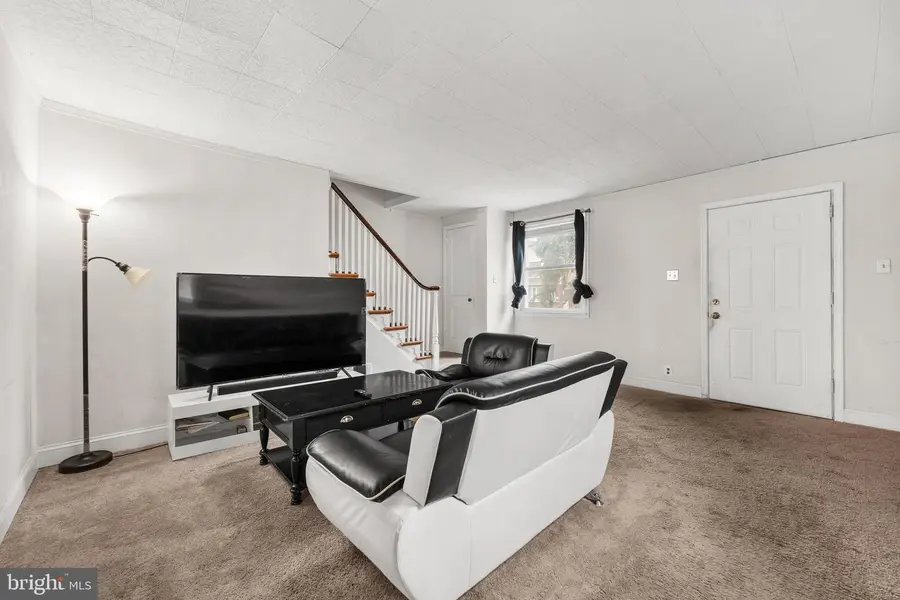 921 Pitman Ave, Darby, PA 19023 - Image #3