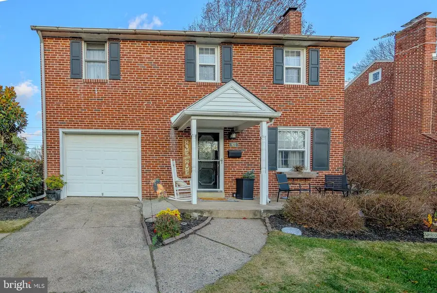 921 Addingham Ave, Drexel Hill, PA 19026 - Image #3