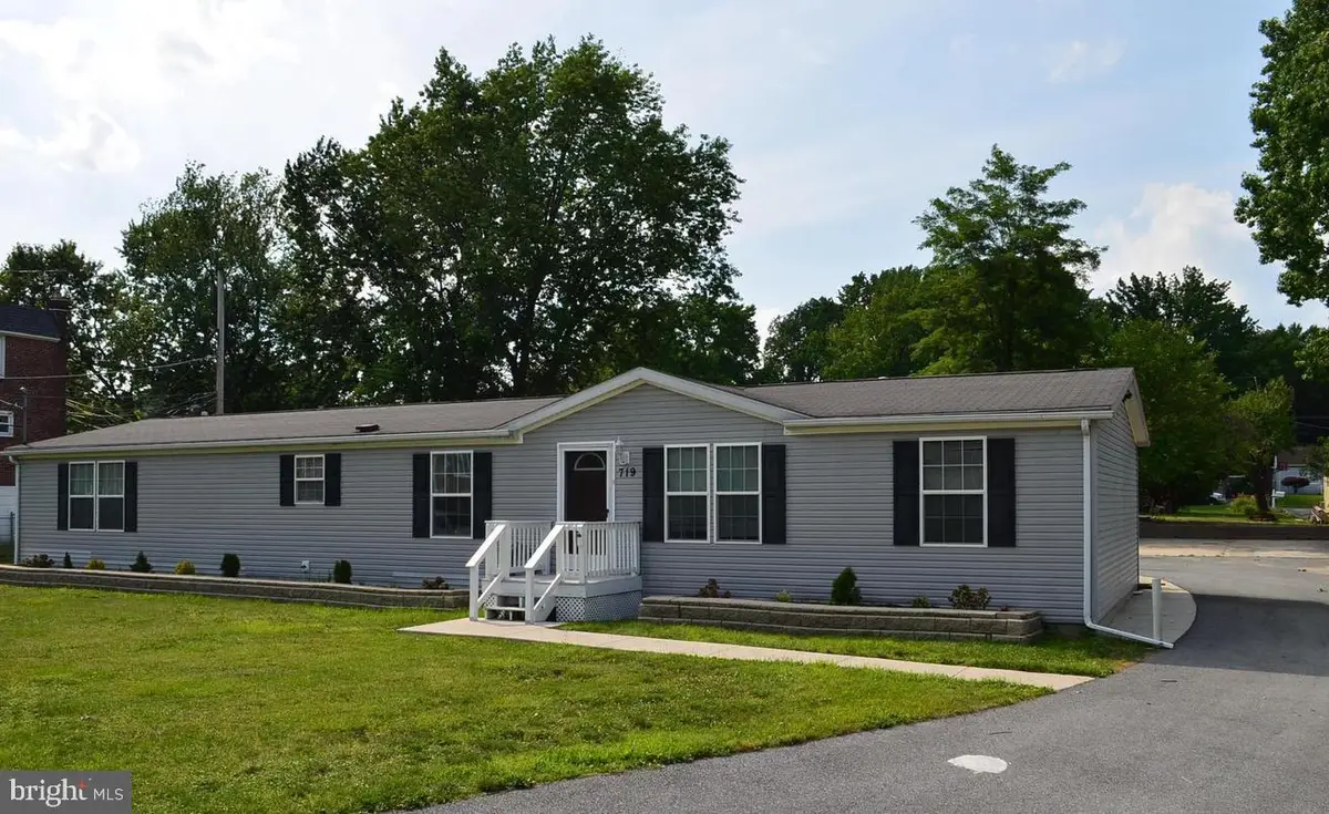 719 Beech Ave, Glenolden, PA 19036 - Image #1
