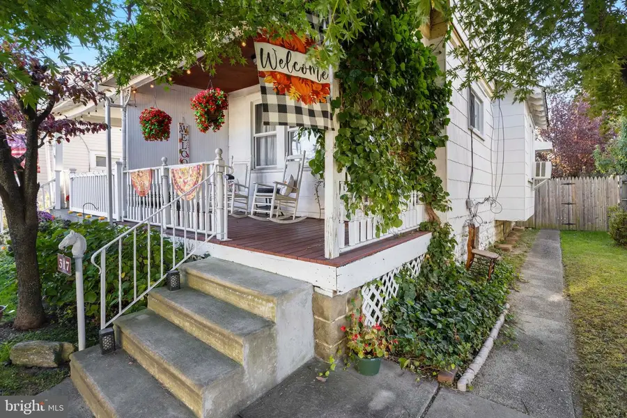 317 N Llanwellyn Ave, Glenolden, PA 19036 - Image #3