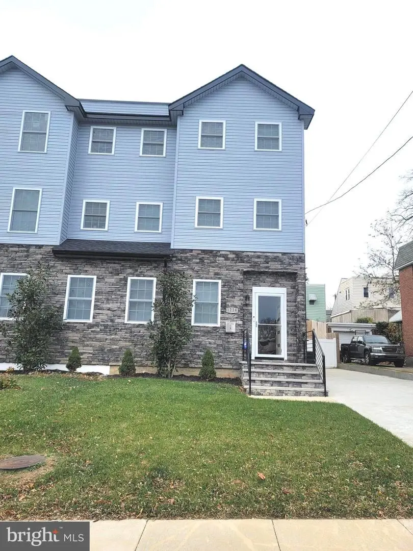 1214 Roosevelt Dr, Havertown, PA 19083 - Image #1