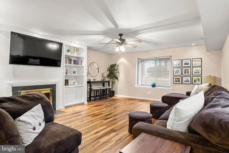 2201 Aspen Cir, Springfield, PA 19064 - Image #2