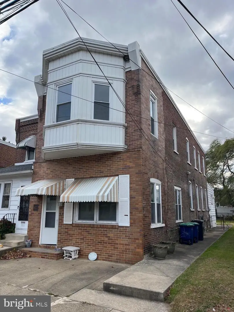 922 Saville Ave, Crum Lynne, PA 19022 - Image #1