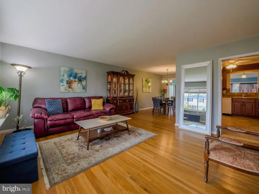 217 Bramber Dr, Broomall, PA 19008 - Image #3