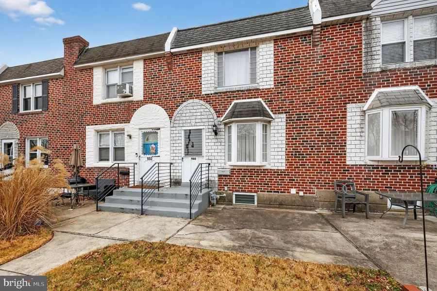 948 Grant Rd, Folcroft, PA 19032 - Image #2