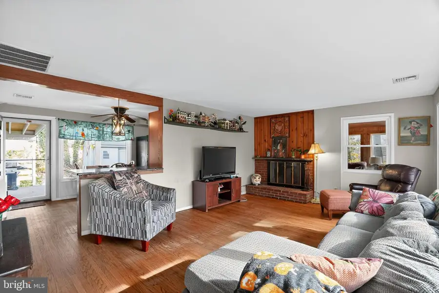 612 Meadowvale Ln, Media, PA 19063 - Image #3