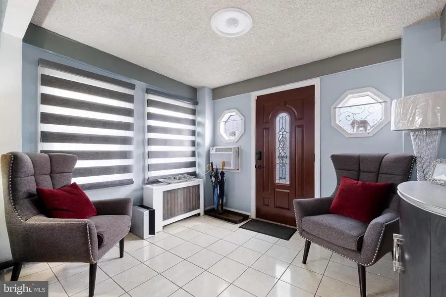 3811 Berry Ave, Drexel Hill, PA 19026 - Image #3