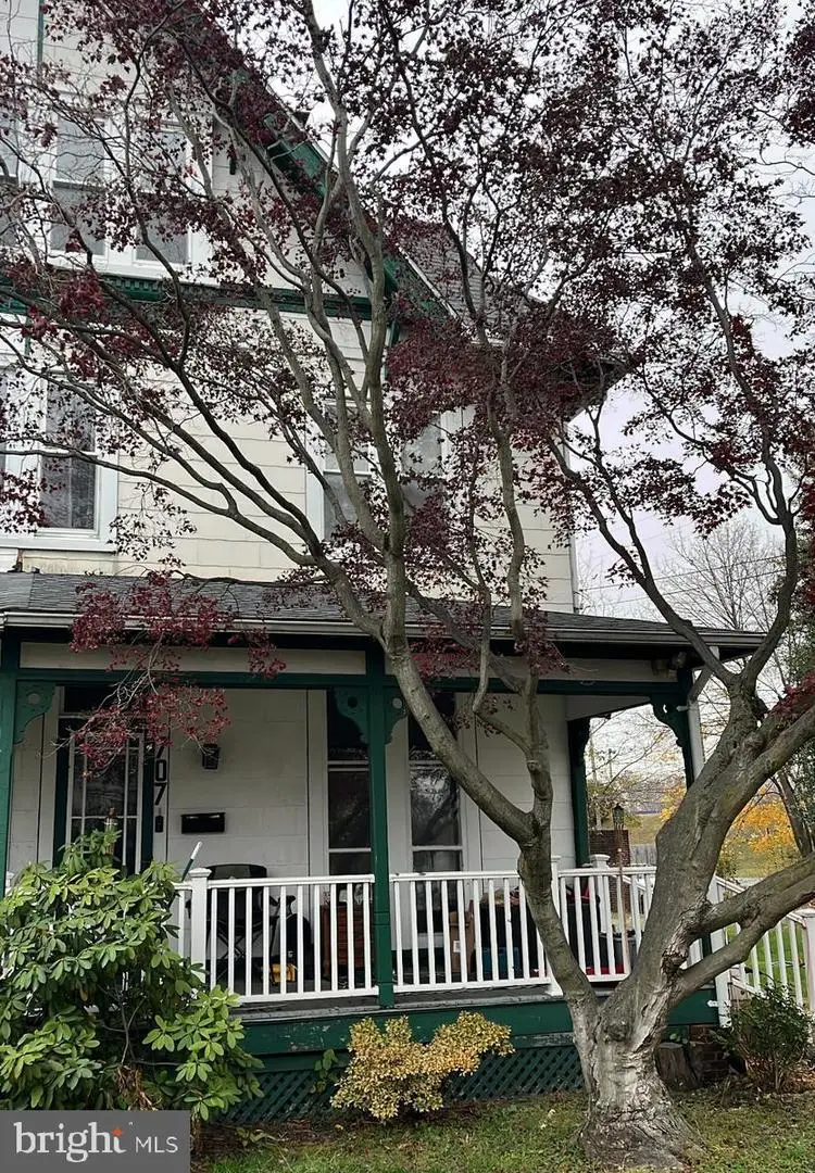 707 Eddystone Ave, Crum Lynne, PA 19022 - Image #1
