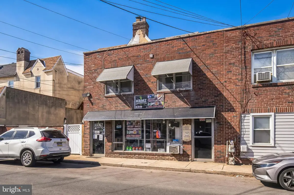 228 Long Ln, Upper Darby, PA 19082 - Image #1