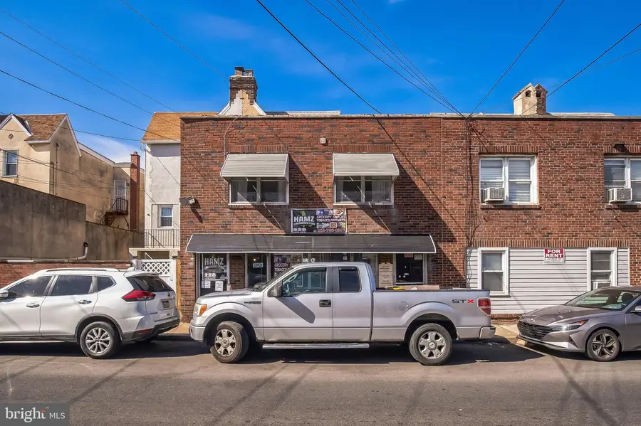 228 Long Ln, Upper Darby, PA 19082 - Image #2