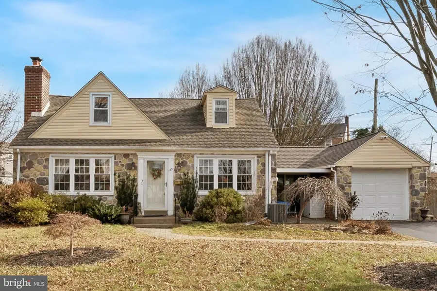 145 Merrybrook Dr, Havertown, PA 19083 - Image #2