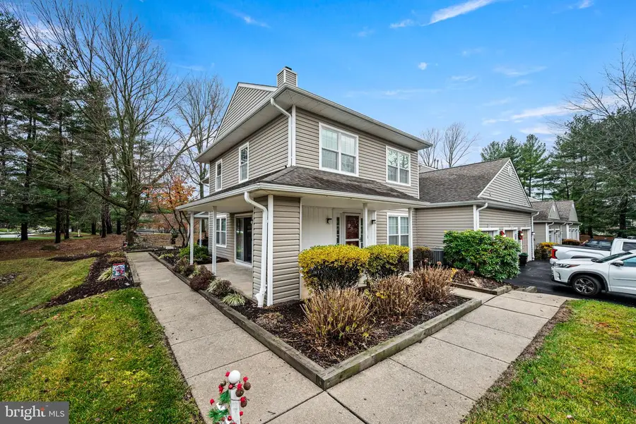 274 Stanton Ct, Glen Mills, PA 19342 - Image #2