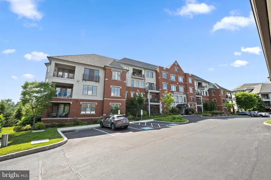 6205 Parkview Dr, Haverford, PA 19041 - Image #2