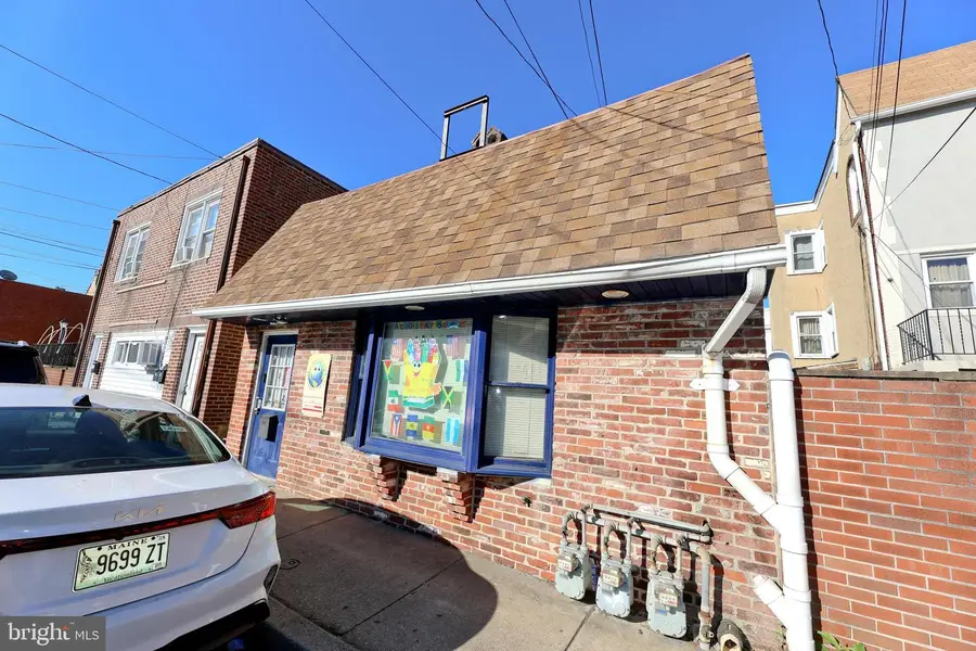 232 Long Ln, Upper Darby, PA 19082 - Image #2