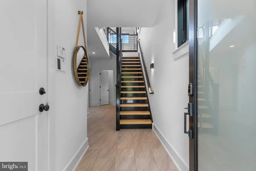 207 Willow Ave, Wayne, PA 19087 - Image #3