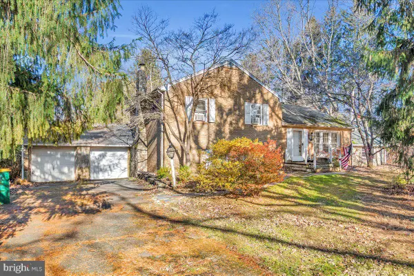 995 Smithbridge Rd, GLEN MILLS, PA 19342