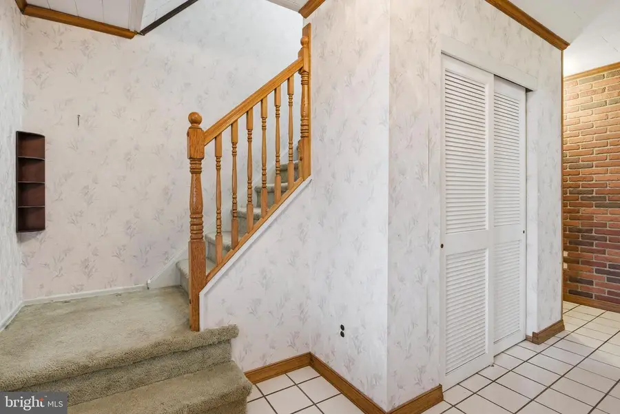 734 Burdett Dr, Upper Chichester, PA 19014 - Image #3