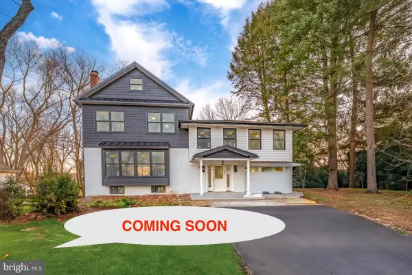 212 Aronimink Dr, NEWTOWN SQUARE, PA 19073