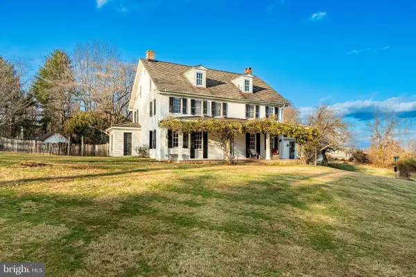 329 Ivy Mills Rd, GLEN MILLS, PA 19342