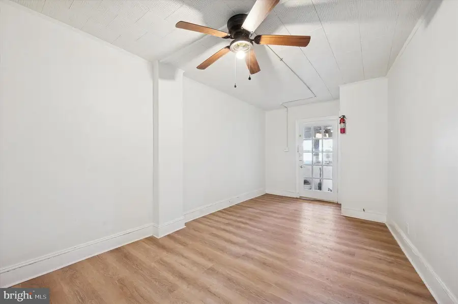 77 N Keystone Ave, Upper Darby, PA 19082 - Image #3