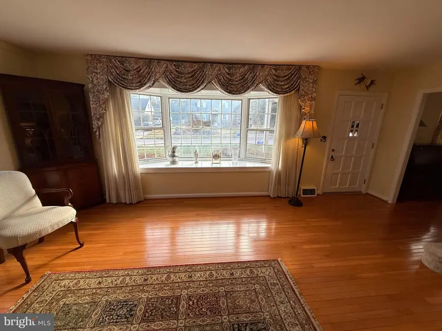 128 Clemson Rd, Bryn Mawr, PA 19010 - Image #3