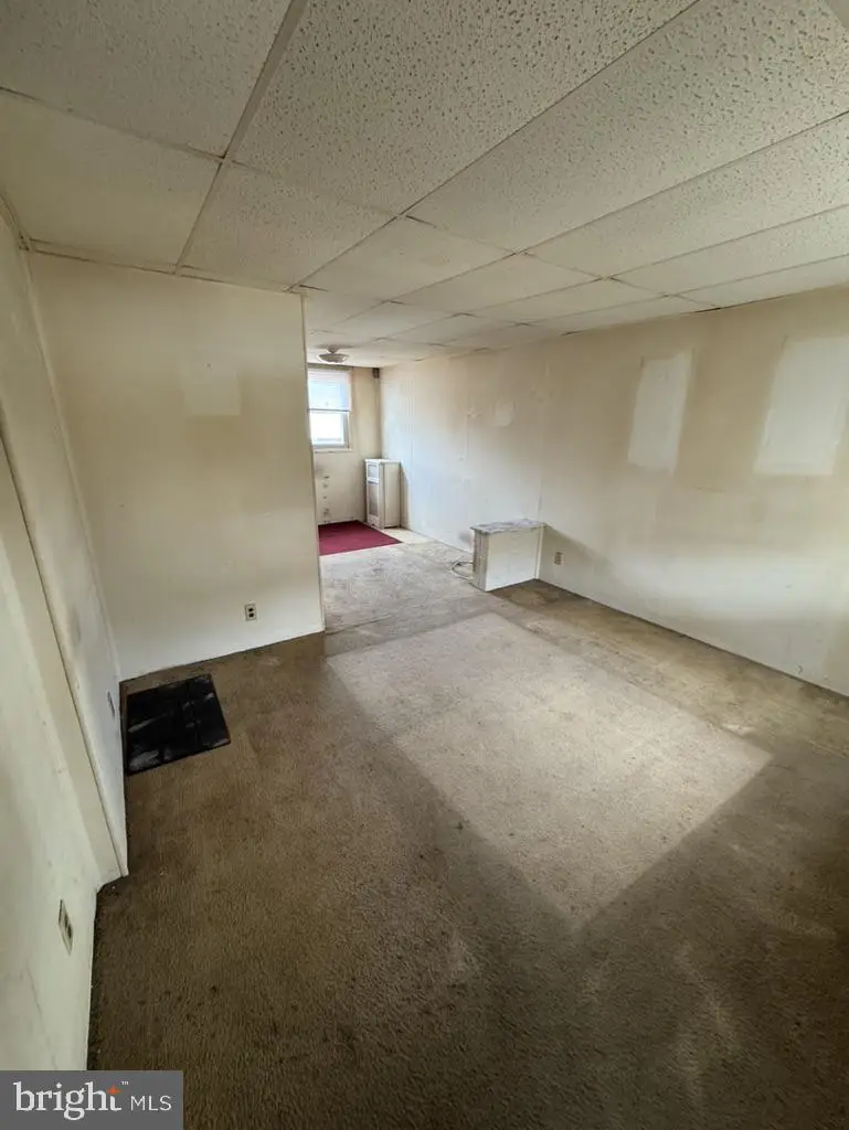 660 Copley Rd, Upper Darby, PA 19082 - Image #2