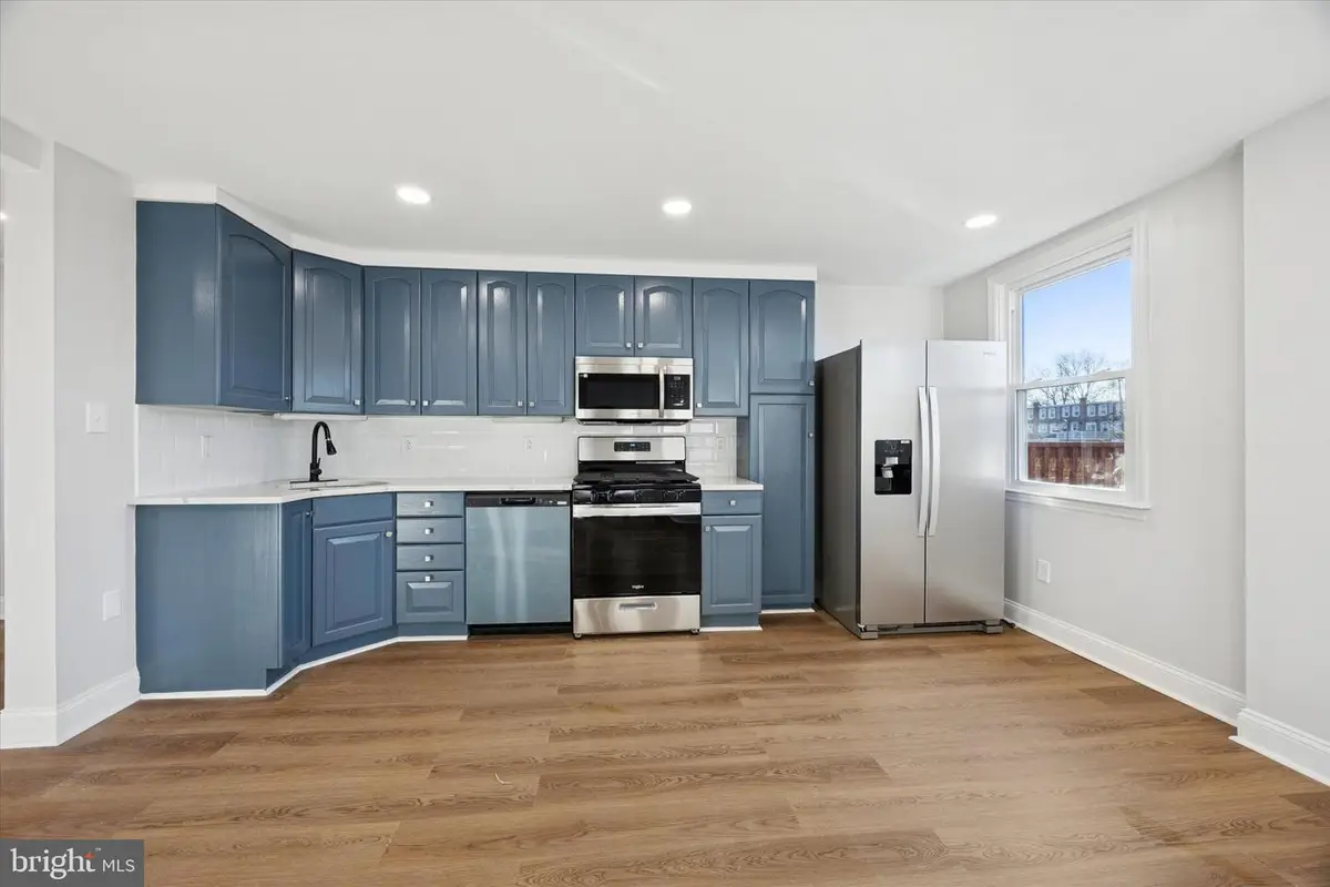 274 N Oak Ave, Clifton Heights, PA 19018 - Image #1