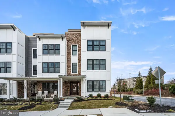 337 Horseshoe Trl, NEWTOWN SQUARE, PA 19073