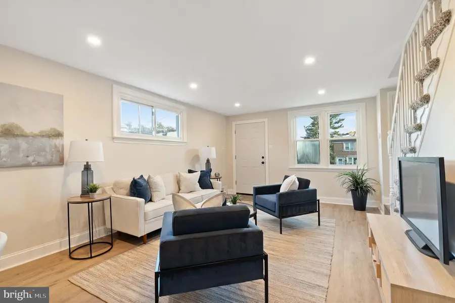 201 Cambridge Rd, Clifton Heights, PA 19018 - Image #2